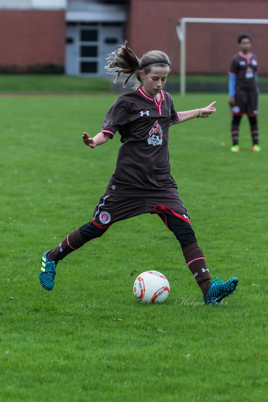 Bild 141 - C-Juniorinnen Halstenbek-Rellingen - St.Pauli : Ergebnis: 0:5